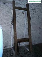 UK: Whipping frame at Beaumaris Gaol - Click to enlarge