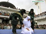 Indonesia: public caning in Aceh - Click to enlarge